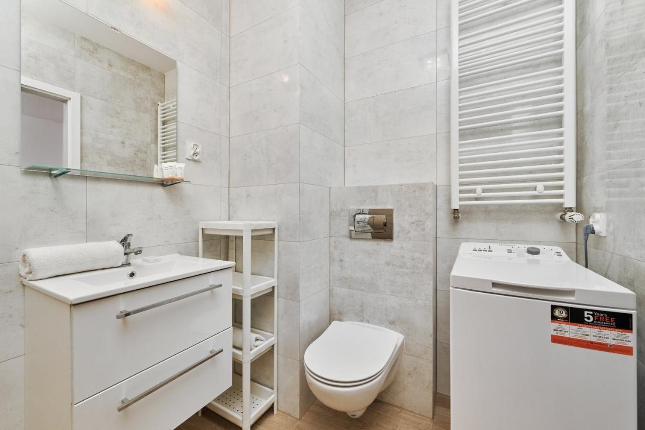 Drabika Apartment Balcony & Private Parking Wroclaw By Noclegi Renters エクステリア 写真